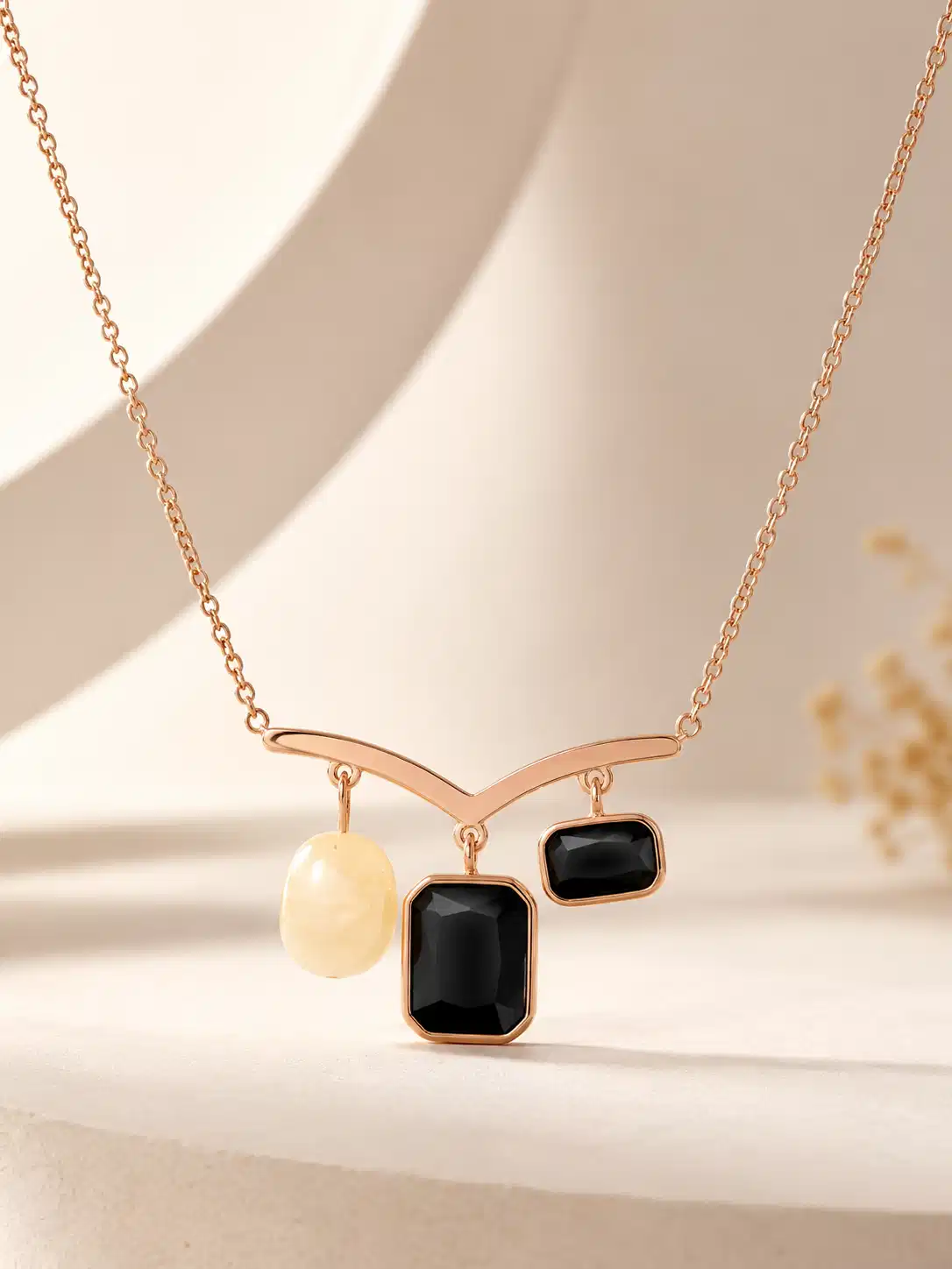 black-stone-pearl-anti-tarnish-pendant-necklace